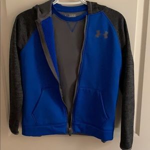 Under Armour outfit, jacket, l/s shirt, pants.